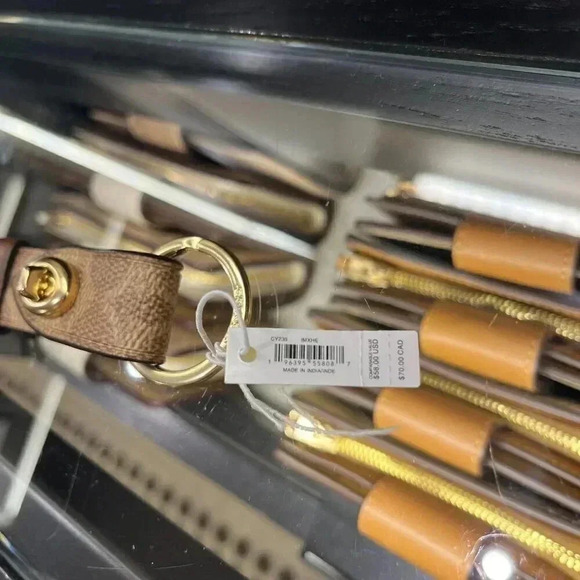 Coach CY235 Trigger Snap Bag Charm In Signature Canvas - Picture 3 of 6